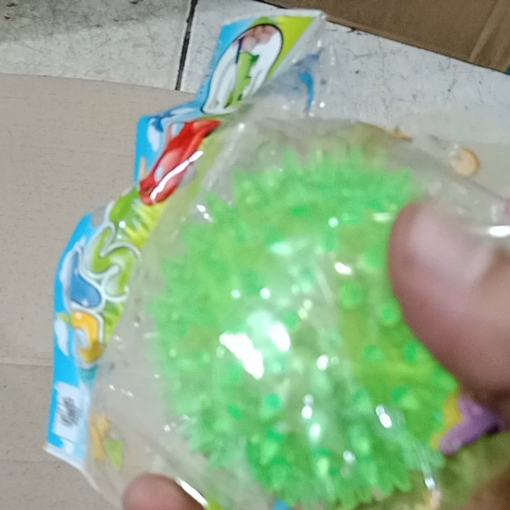 MAINAN FLASH SPICKY BALL / BOLA DURIAN PENCET AR 781