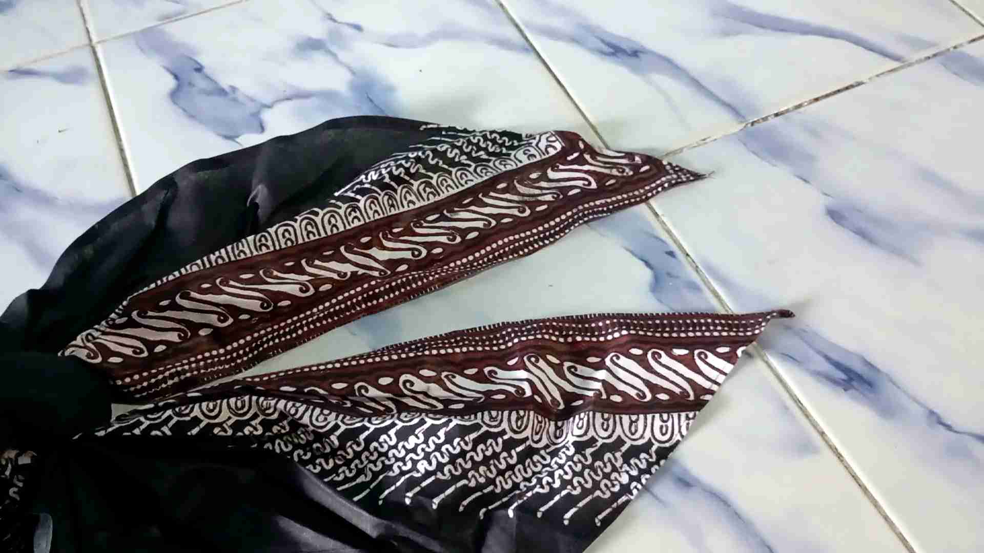 COD....Blangkon Jogja Lipat Par Putih Sliwir