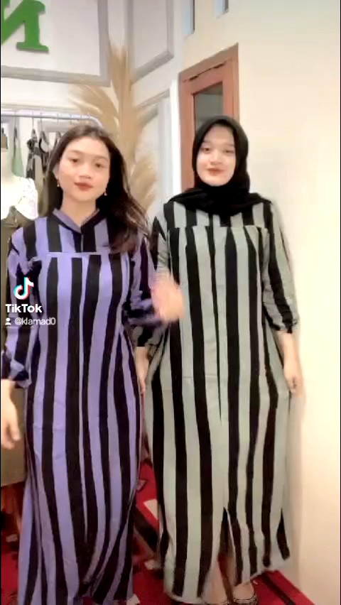 Gamis Salur Rayon Wanita Busui Kekinian