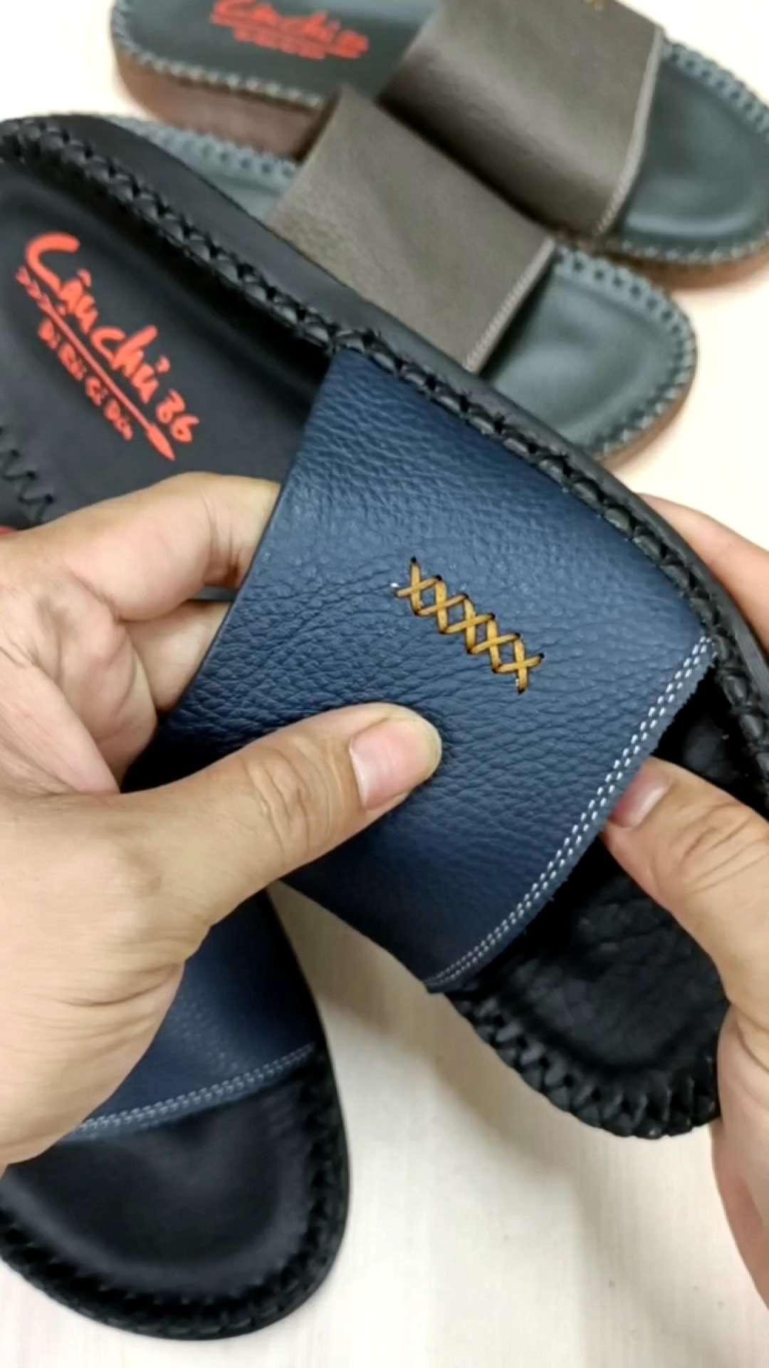 Dép quai ngang nam thời trang Dép da nam da bò thật DT12 đế doctor dẻo trẻ trung bền đẹp