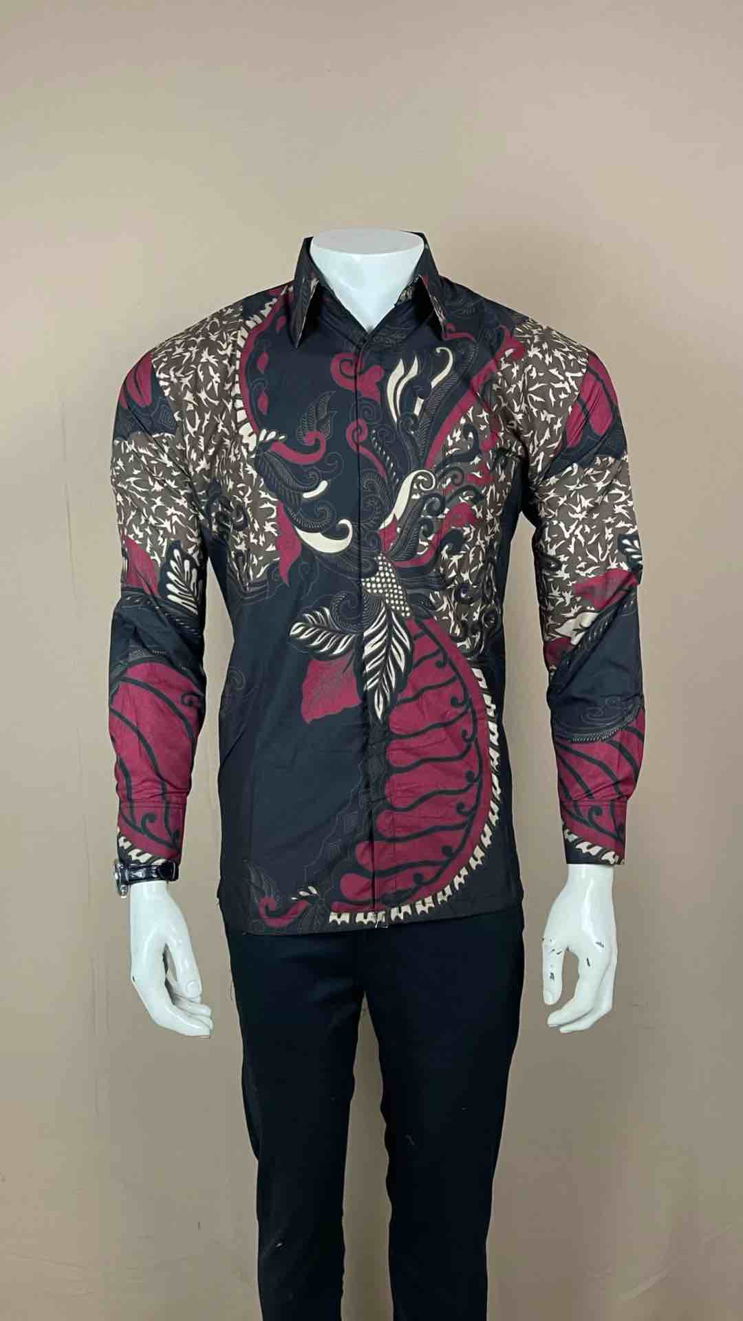 Kemeja batik pria motif sangkuriang merah
