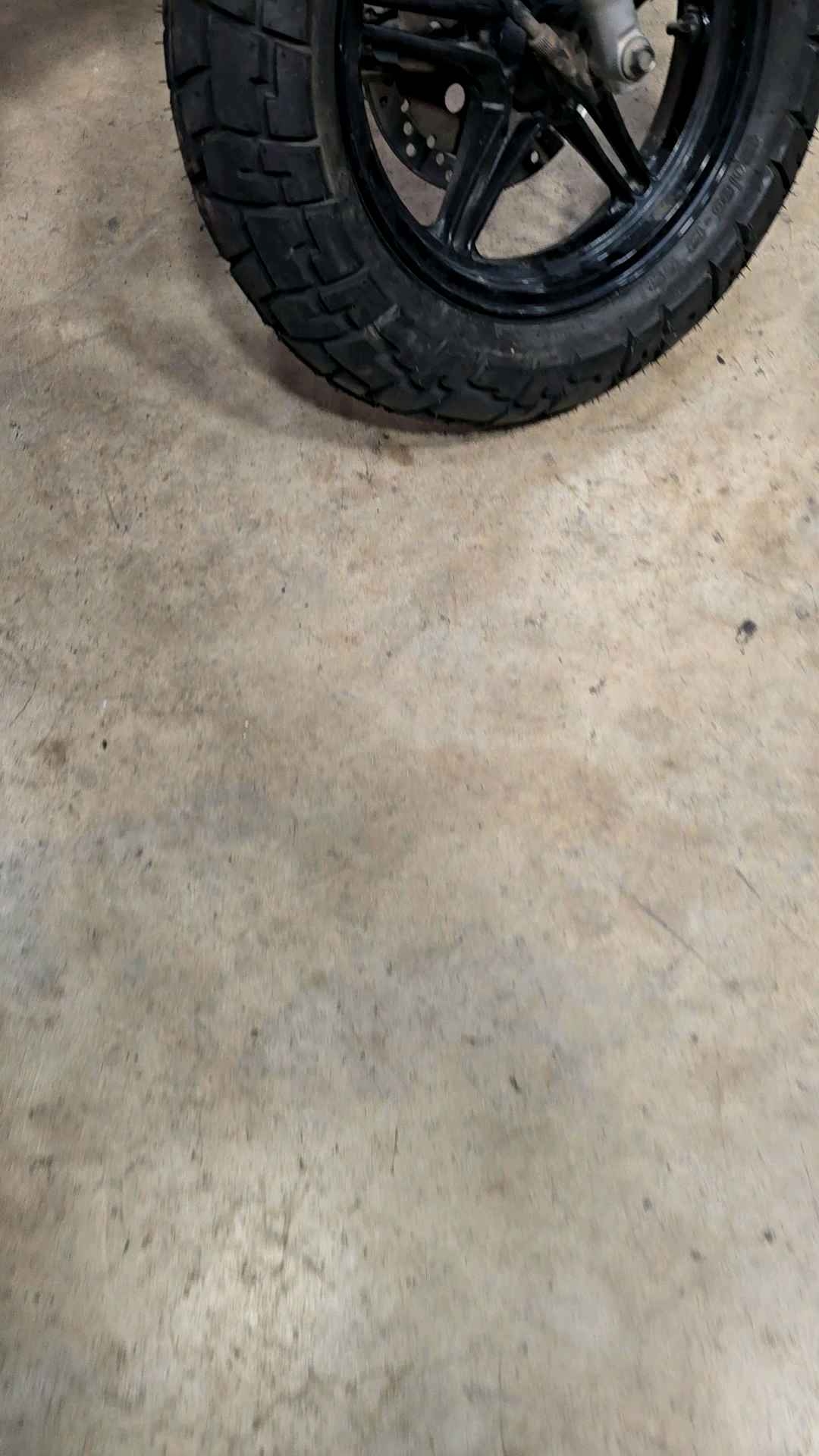 ยาง ksr 120/80-12 ปี21+ 130/80-12ปี24 (1คู่) V133 (DA) ยางใหม่ Vee Rubber (ไม่ต้องใช้ยางใน)