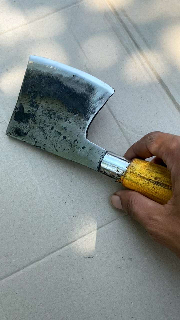 Kapak Kupas Kelapa Asli Baja Per Kapak Potong Kecil