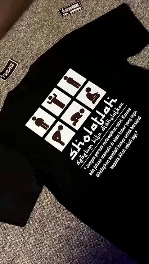 Tampil Menarik & Unik Dengan T-Shirt Sholatlah Kain Katun Combet