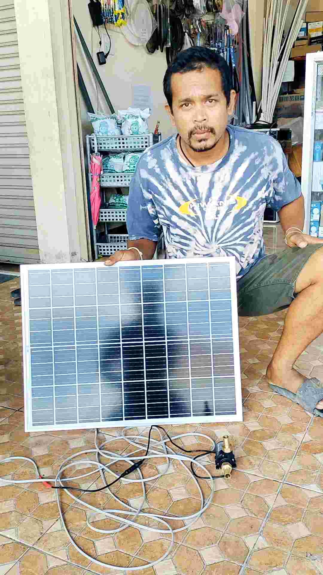 ปั๊มน้ำโซล่าเซลล์พร้อมแผงโซล่าเซลล์ 80W สายไฟยาว 6 เมตร ใช้ทำน้ำพุ สระน้ำ ขนาดเล็ก