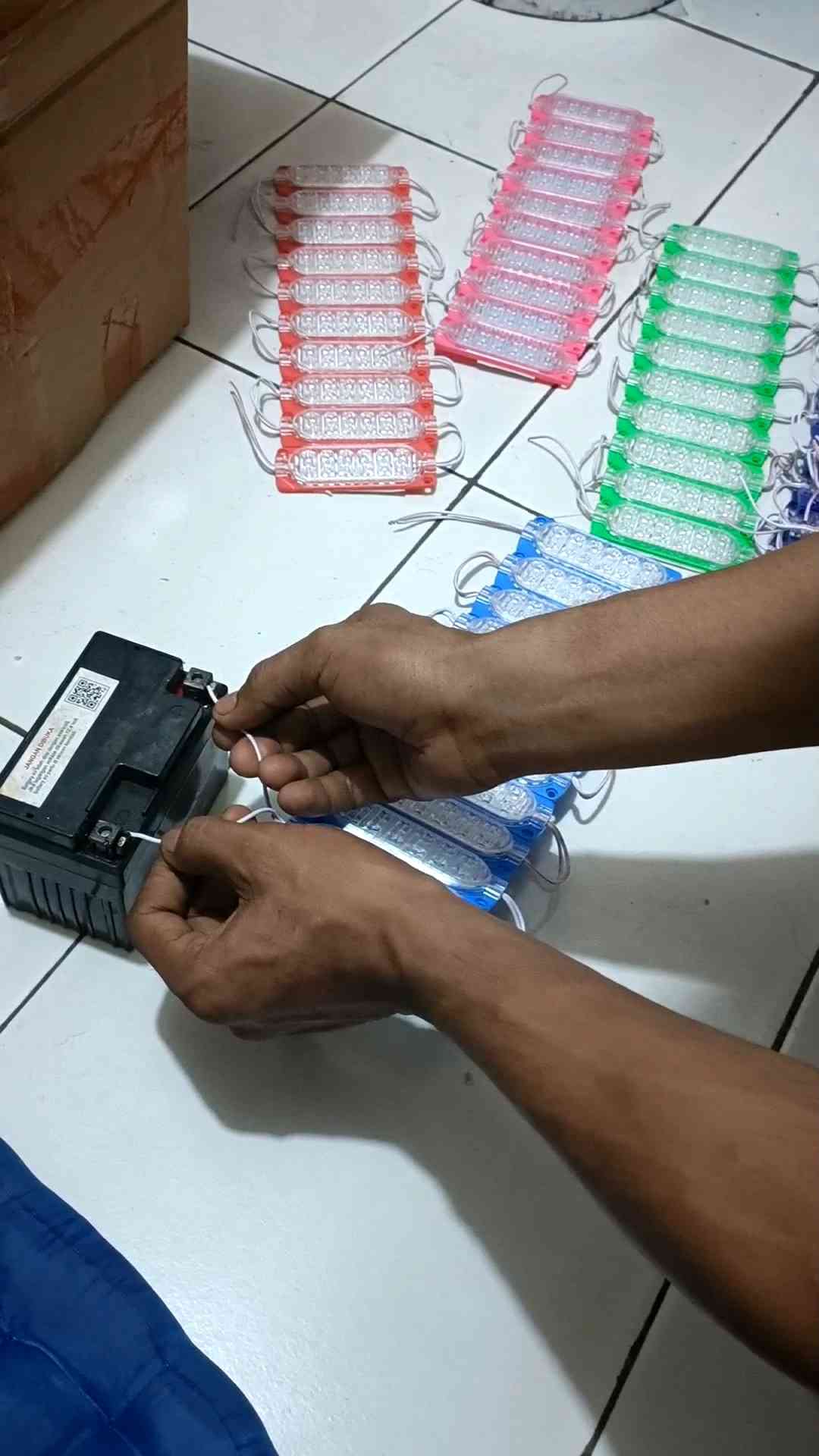 PERBURU 1PCS LAMPU VARIASI MOTOR DAN MOBIL LAMPU LED 12 MATA 12 VOLT