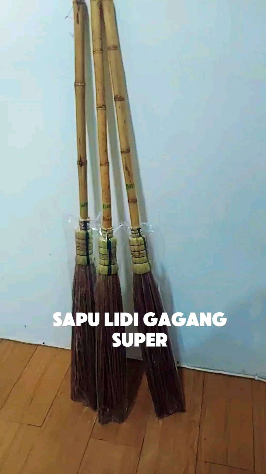 Sapu Lidi Gagang Super Bambu: Desain & Keunggulan