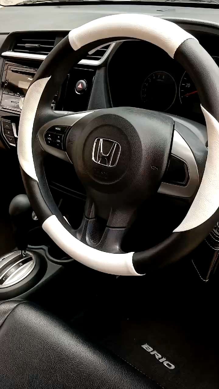 Cover Stir Mobil Terlindungi: Aksesoris Mobil Avanza Xenia & Bungkus Pelindung Stir