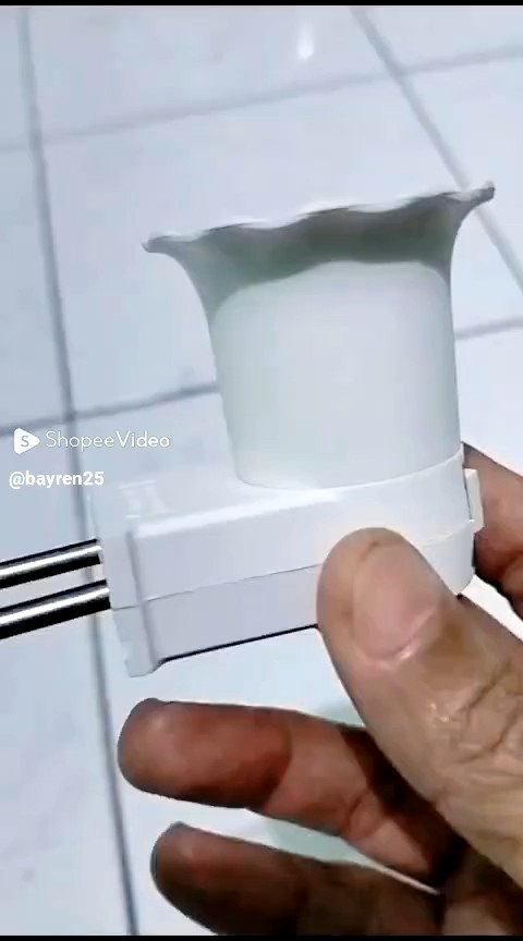 Fitting Colok Plus Saklar On Off & Tempat Lampu Dutron/Itami