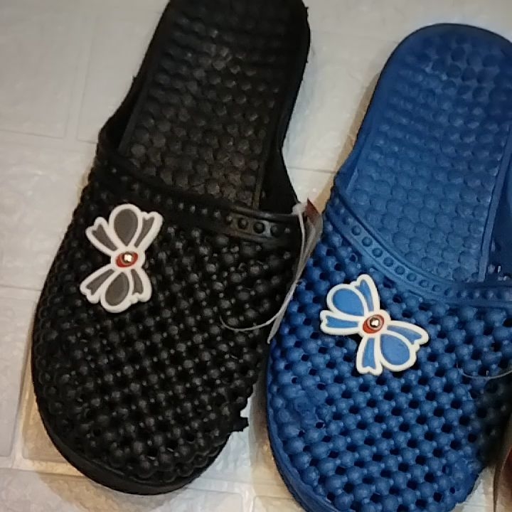 Selop Perempuan Dewasa Motif Jagung Berbahan Karet Elastis Empuk Lentur