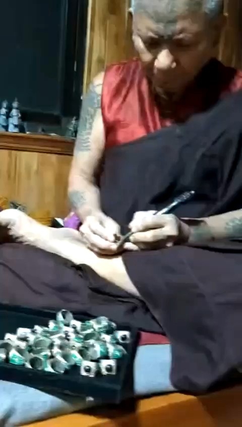 Thai amulet lord of the ring adjustable wet iron religious collection