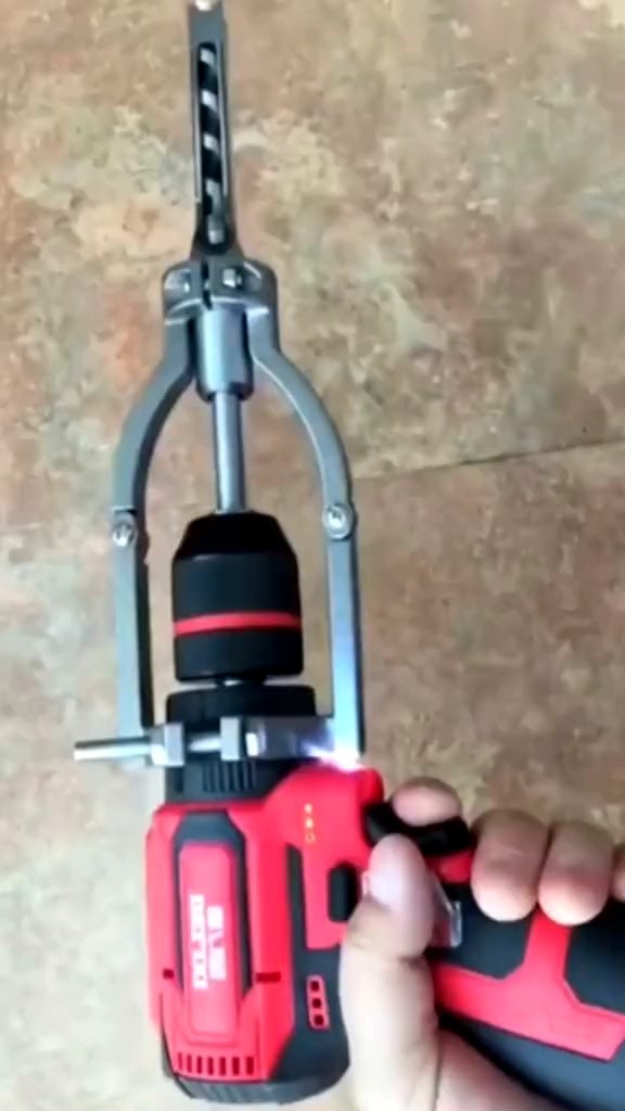 Adaptor Bor Bobok Kayu: Alat Bor Kayu Profesional