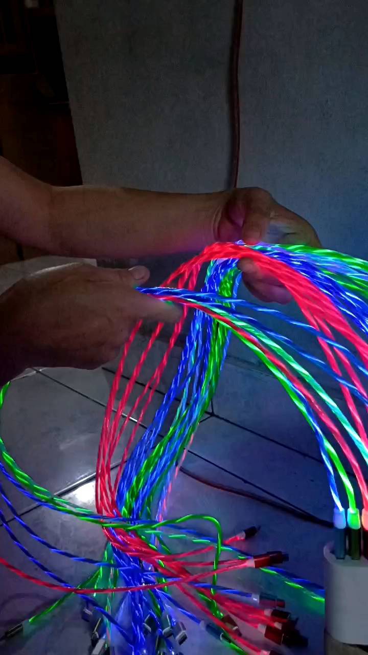 ZIMET PRO: Kabel Data dengan LED Warna-warni & Fast Charging