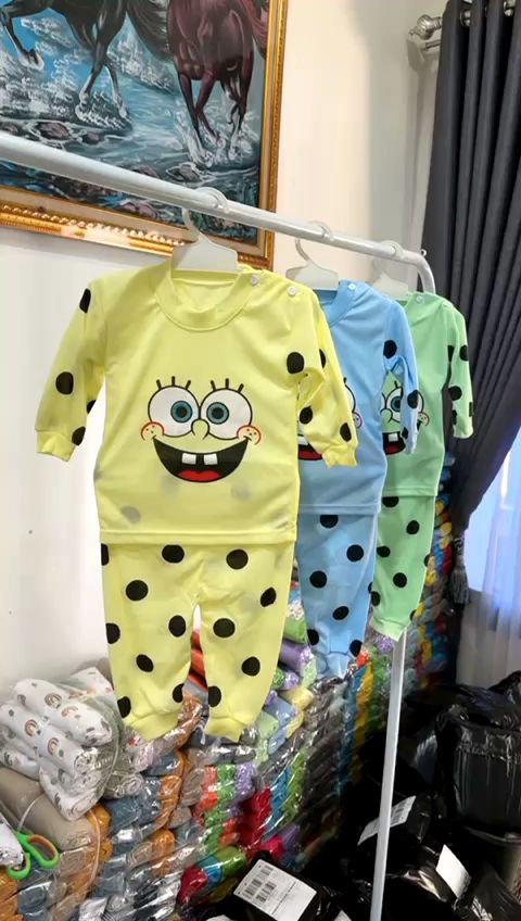Setelan oblong bayi motif SPONGEBOB