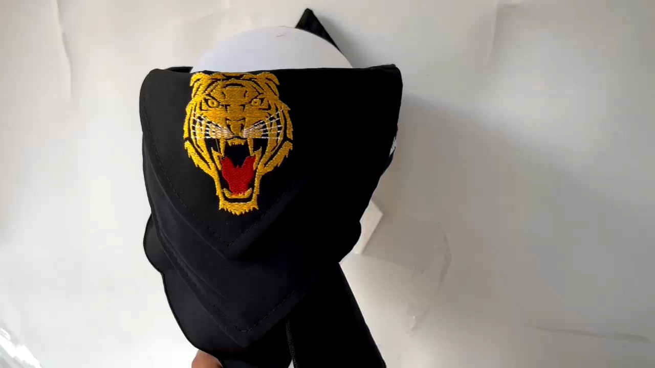 Ikat Kepala Tradisional: Blangkon Bendo Udeng, Totopong & Semplak Border