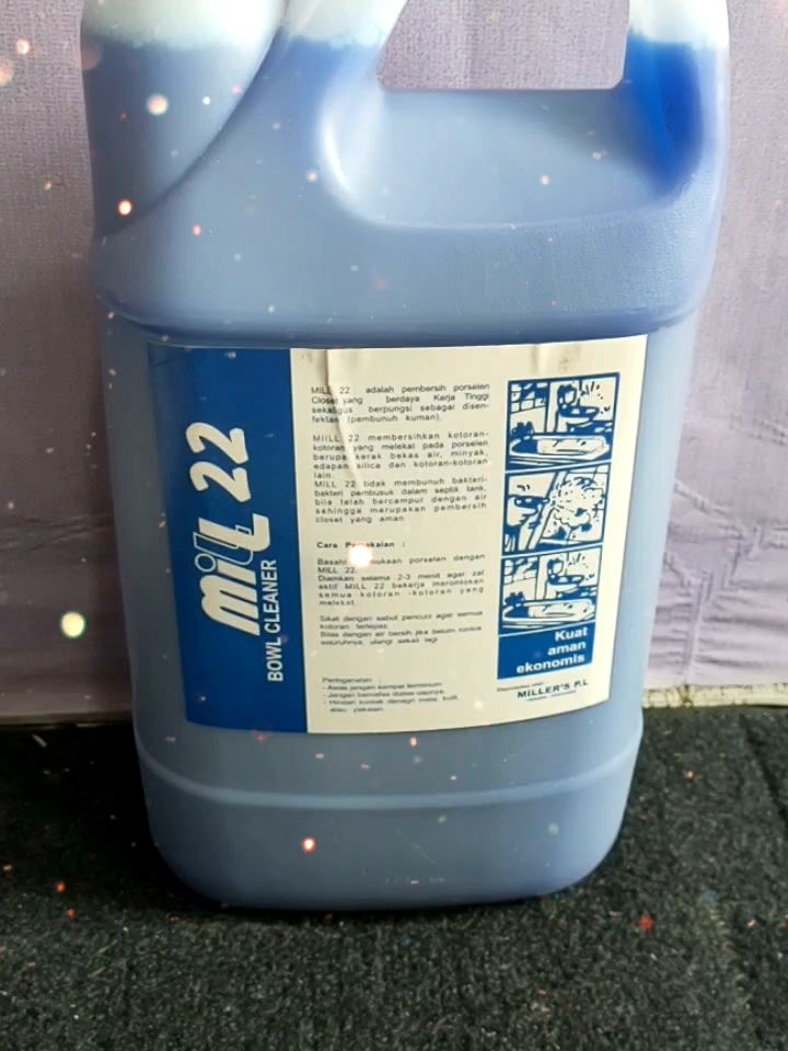 Bowl Cleaner Mill 22 Pembersih Closet Porcelain Kamar Mandi - 4 Liter