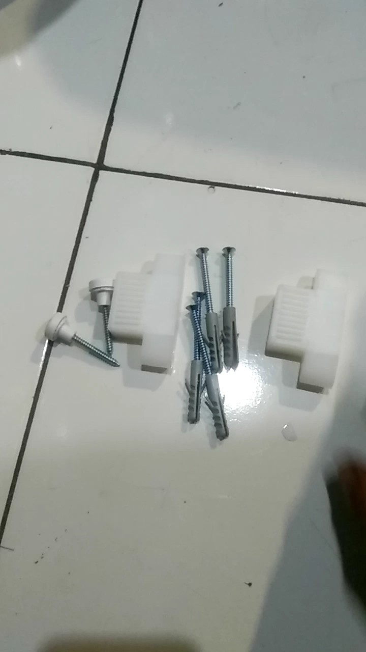 baut samping kloset duduk /baut mur briket Closet duduk samping pinggir WC toilet sekrup