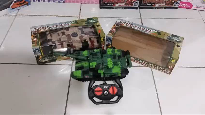 MAINAN RC MOBIL MILITARY WAR TANK BATTLE TANK REMOTE CONTROL