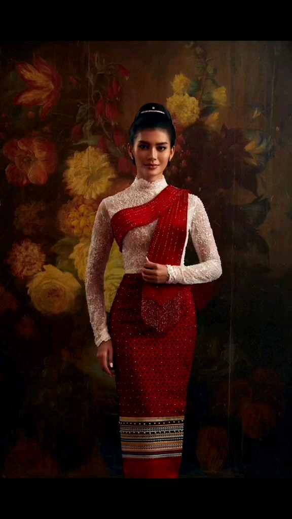 ဟံသာခေတ်ရဲ့ 2/100 ချည် နဲ့ ယက်လုပ်ထားတဲ့ ❤️