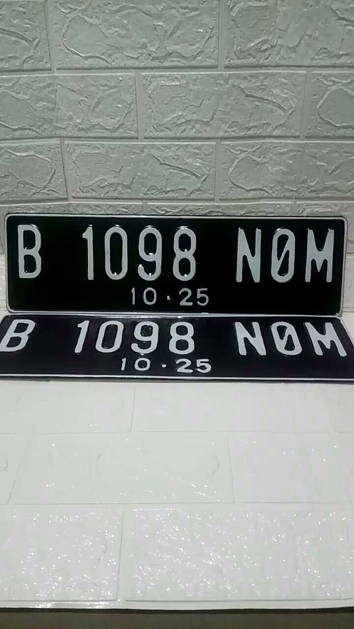Plat Nomor Mobil Warna Dasar Hitam Ukuran Standar Plat Mobil Murah