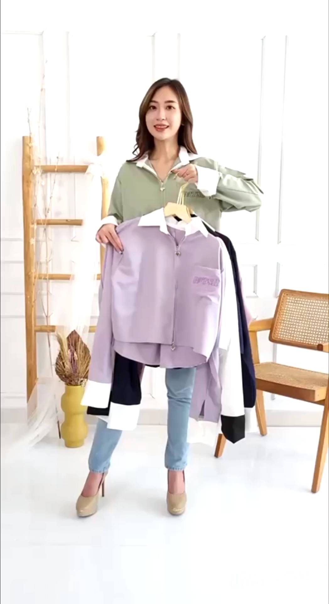 Kemeja Crop Top Megan atasan wanita polos Bordir dan ada resleting dua arah