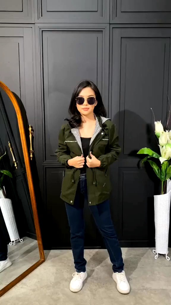 Jaket Parka Cewek Canvas Premium: Desain Trendy & Nyaman