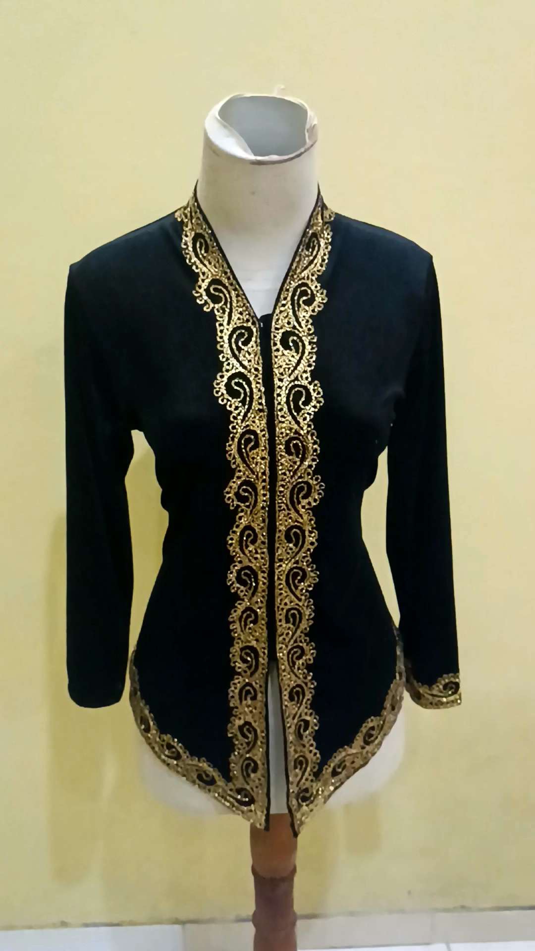 Atasan Kebaya Beludru Kartini Muslim Hijab Terlaris & Terbaru