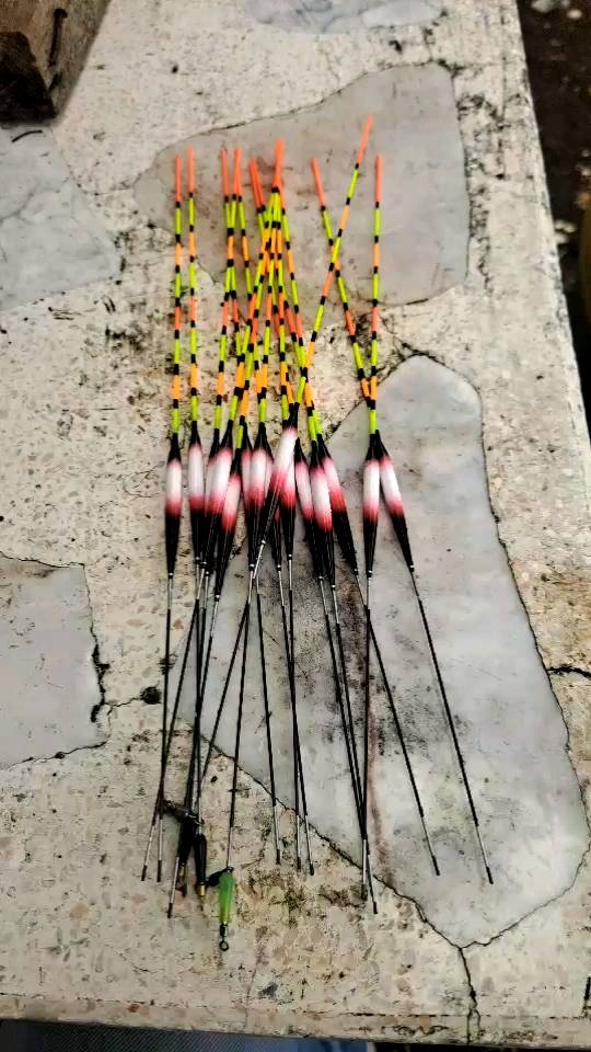 ทุ่นไร้สารทุ่นขนนกบอดี้ 5 มินยาว 5เซนติเมตร