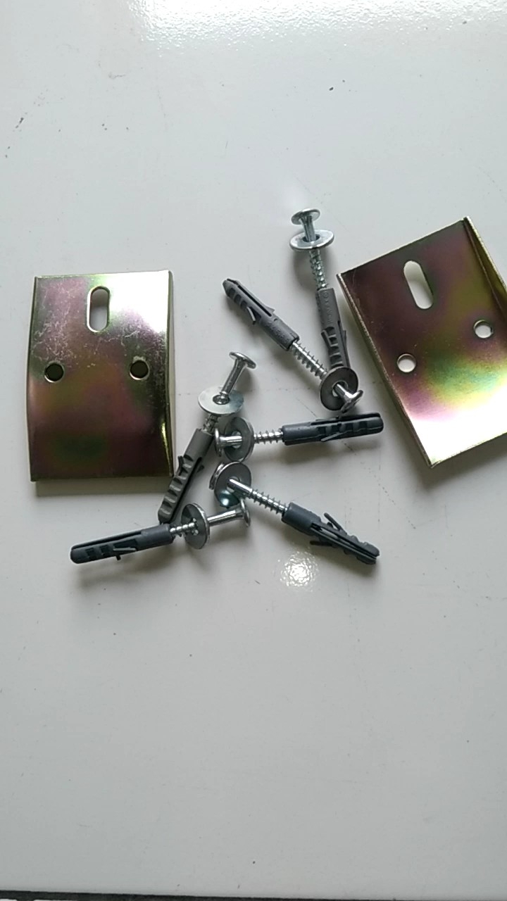 Briket penyangga wastafel/ briket sanggaan sekrup plat cantolan hak wastafel