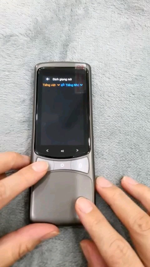 Máy dịch ngôn ngữ Z3 Winone dịch 137 ngôn ngữ có thể dịch ngoại tuyến và có khe lắp sim 4g