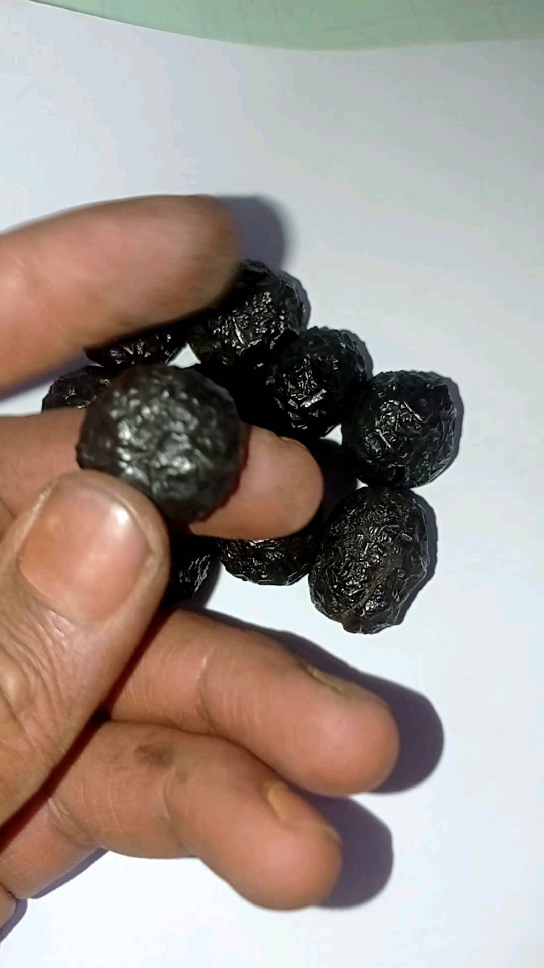 Batu Selonatah Isi 10pcs: Bahan Alami untuk Kecantikan