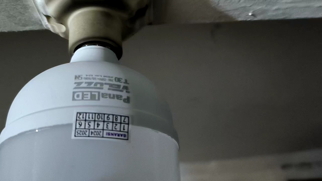 ( PAKET ISI 10 PCS ) PANALED VELOZZ LAMPU LED BULB 10W 10 WATT CAHAYA PUTIH SNI BERGARANSI 1 TAHUN BAGUS KUALITAS TERJAMIN