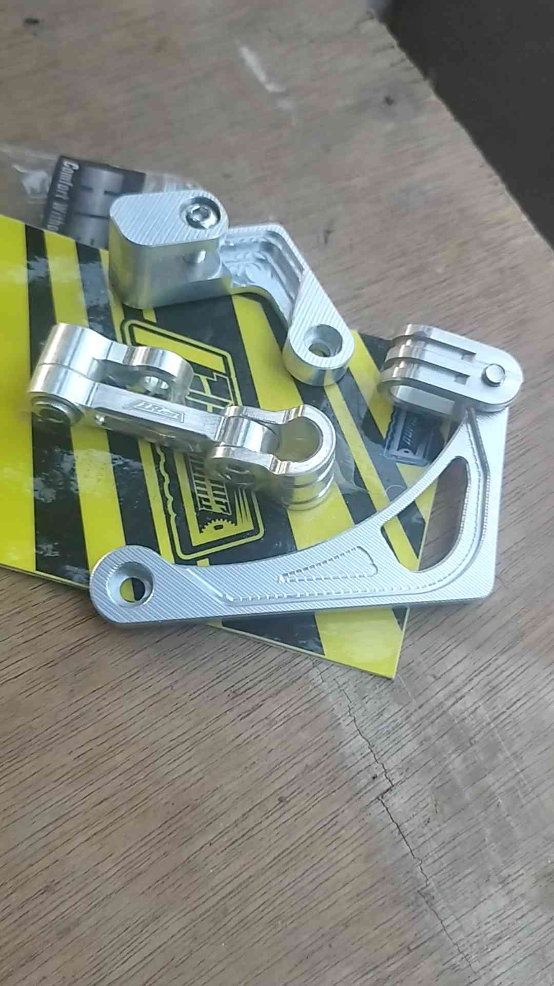 Breket Selang Rem Model CNC: Aksesoris Rem Mobil Berkualitas