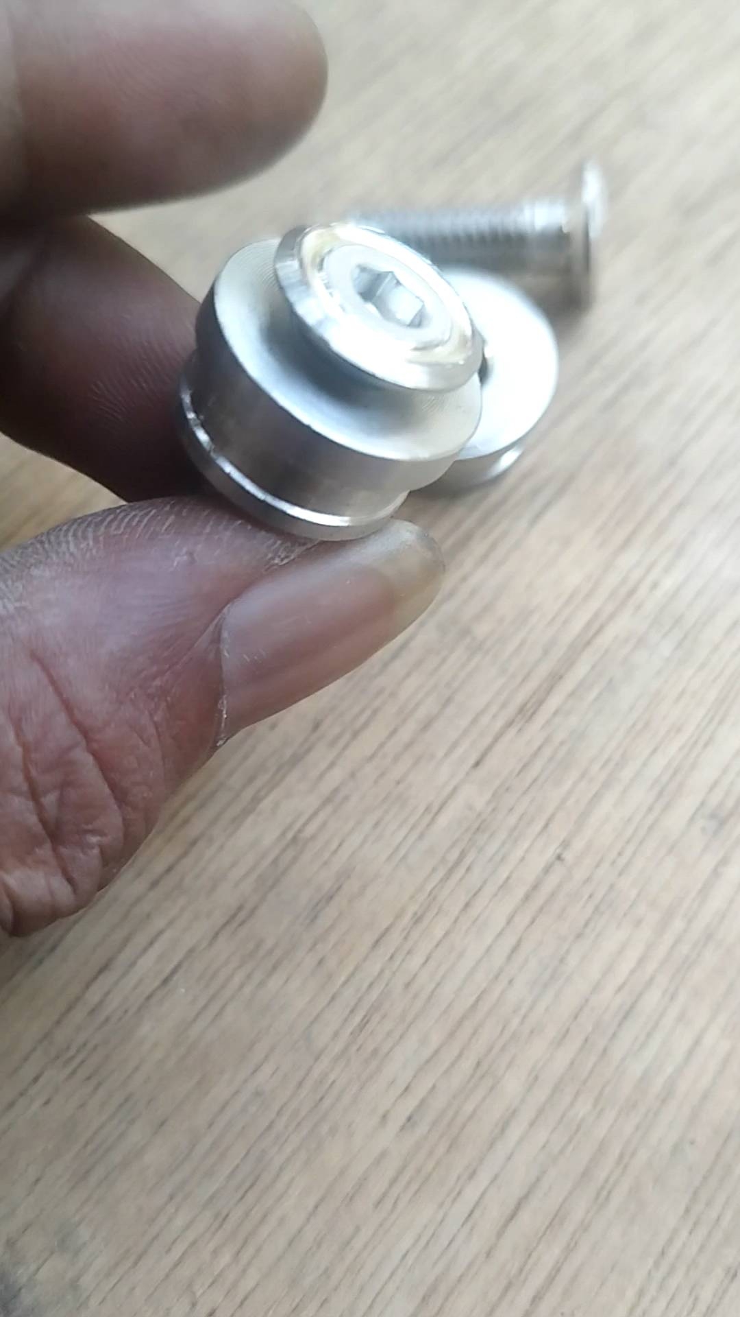 Ring Batok Lampu Depan Stanlis & Set Baut Batok CD CB