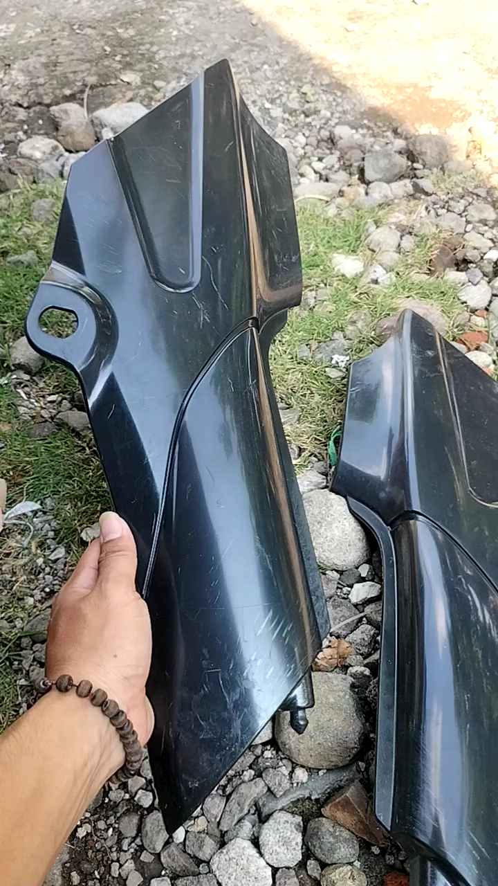 body tengah ninja r ss box bok cover aki accu ninja r ss original blank