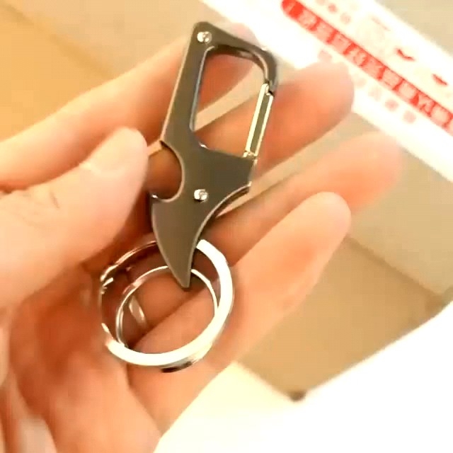 Gantungan Kunci Sporty 2 Fungsi Gantungan Kunci Mobil Motor