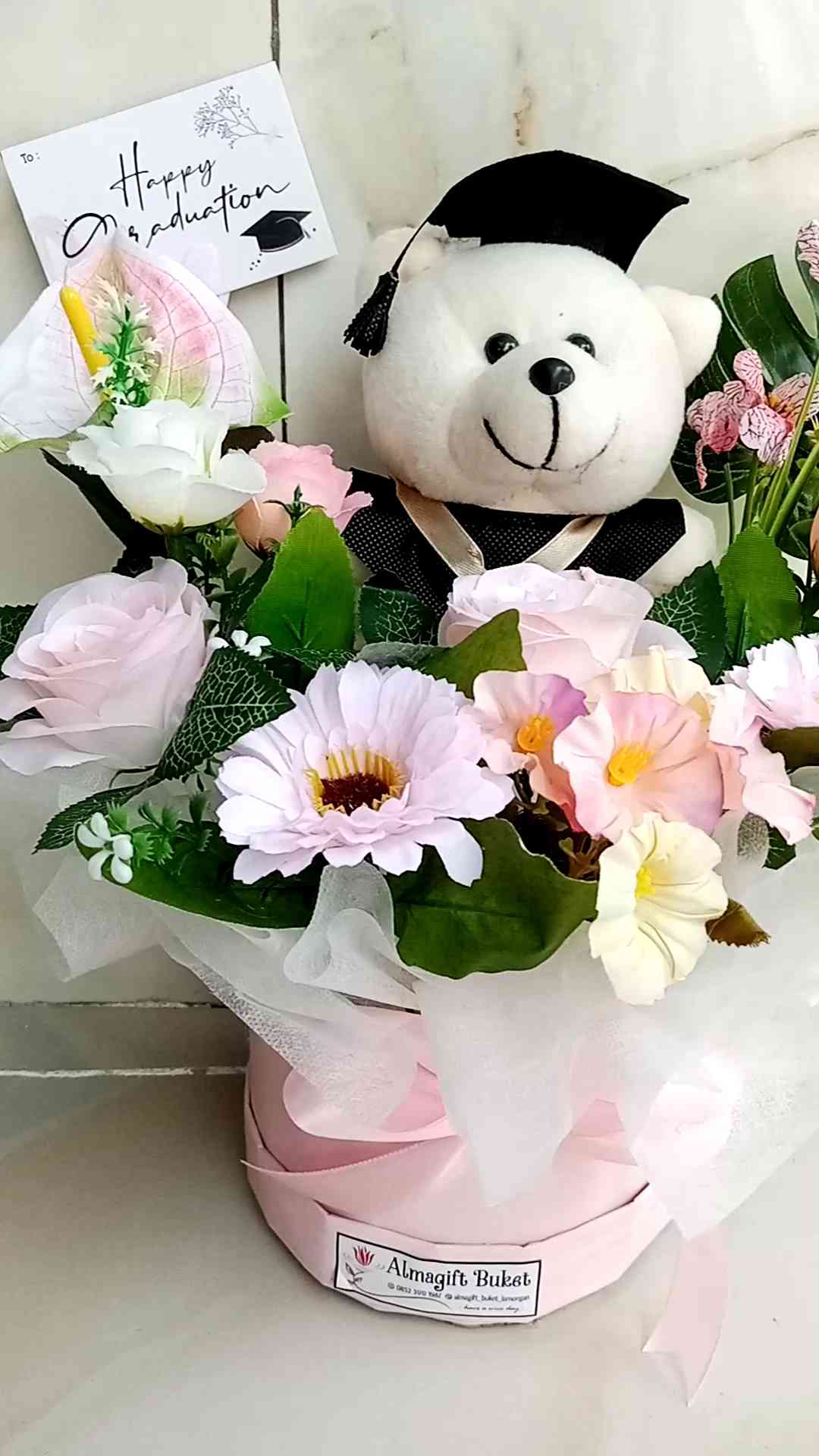BUKET BLOOMBOX FLOWER/ BUKET BONEKA WISUDA