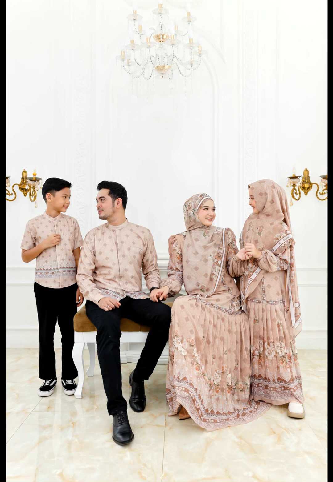 Desain Syari Untuk Ibadah: Sarimbit Inayah Syari AC Collection Ceruty Premium