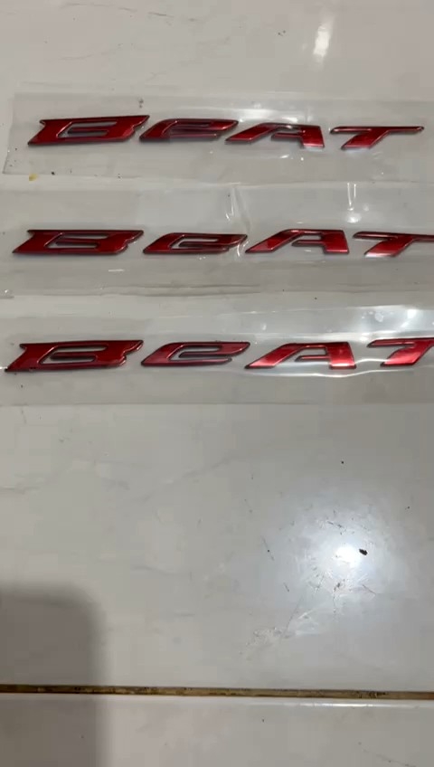 EMBLEM BEAT MERAH LOGO TIMBUL ORIGINAL