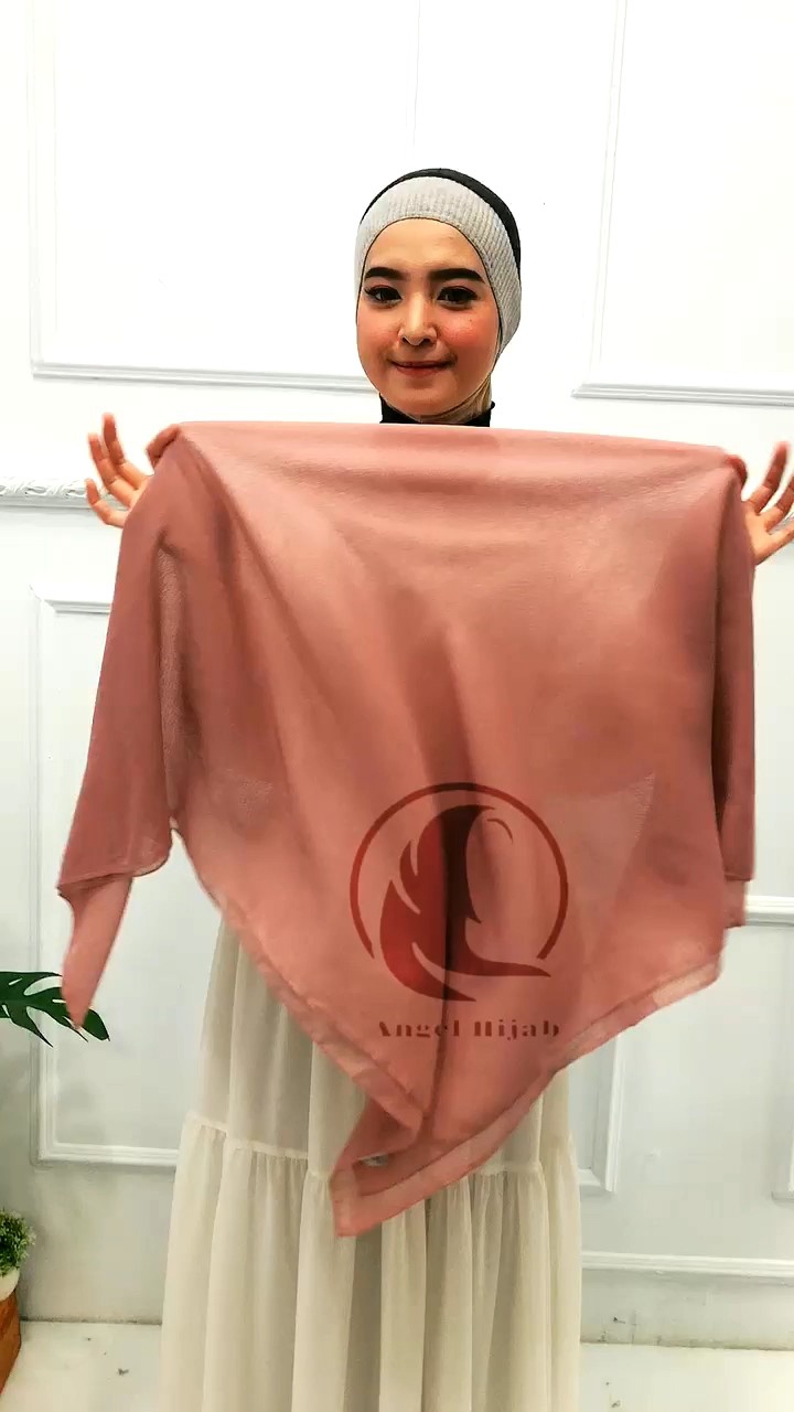 Hijab Segi Empat Paris jadul l Segi Empat Antiletoi l Segi Empat Paris Voal l Paris Jadul Kerudung Muslim Square Hitam Wanita Nyaman Casual