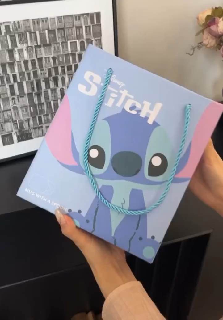 Ly Sứ Kèm Muỗng Stitch Hoạt Hình Dễ Thương - Cốc Sứ Cao Cấp 500ml Kèm Hộp Quà [chính hãng Disney]