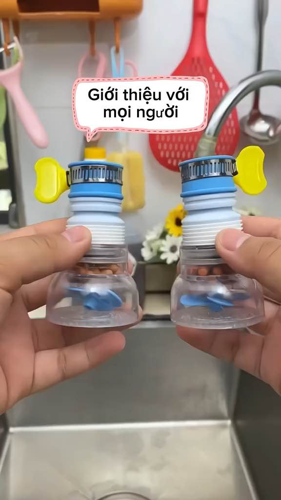 Vòi Lọc Nước Xoay 360 Độ Có Van Khóa Và Cánh Quạt Có Thể Kéo Dài Ngắn  Thích Hợp Gắn Mọi Loại Vòi